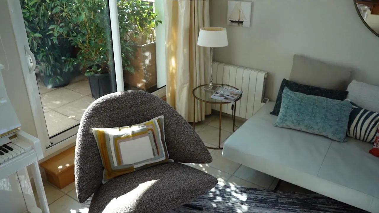 Un Appartement Penthouse D'Exception Sur Le Port De Vannes 0*,