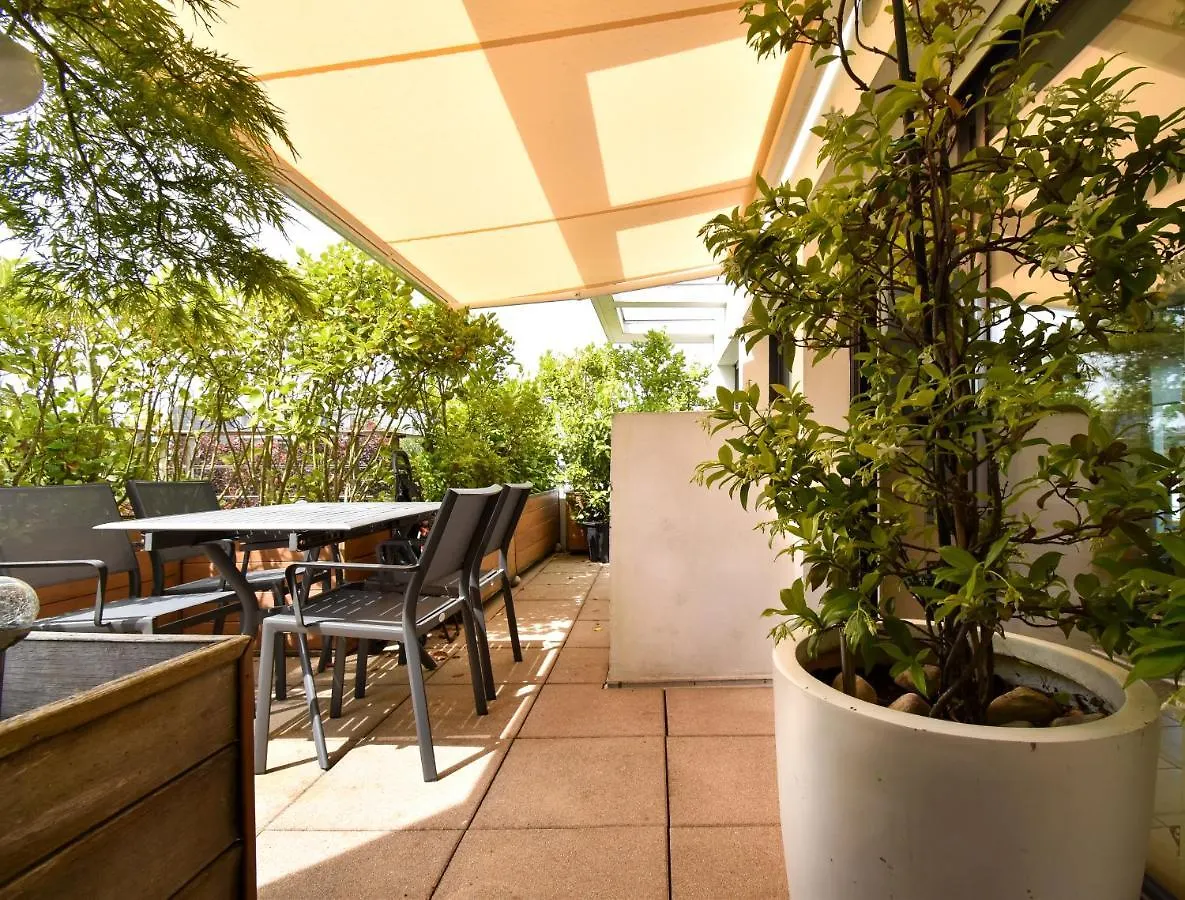 Un Appartement Penthouse D'Exception Sur Le Port De Vannes