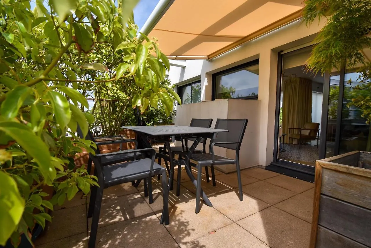 Un Appartement Penthouse D'Exception Sur Le Port De Vannes France
